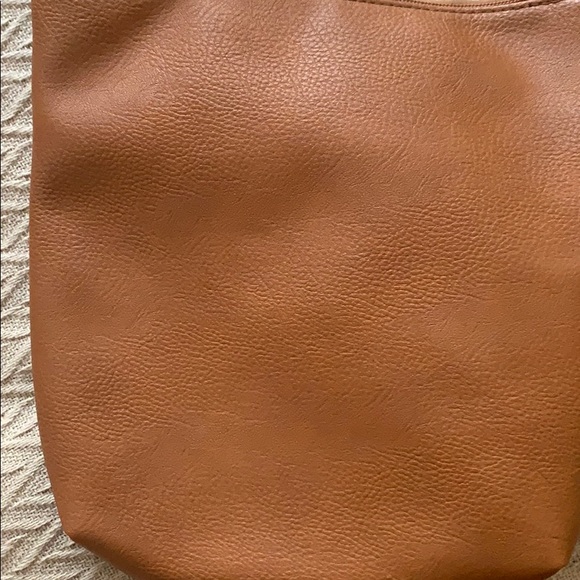 crossbody bag - Picture 2 of 3